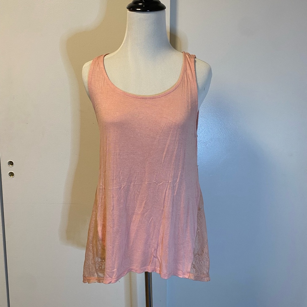 Blush Pink tank // excellent condition // lace back